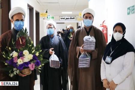 گروه های جهادی طلبه به کمک کادر درمان در بیمارستان نمازی آمدند
