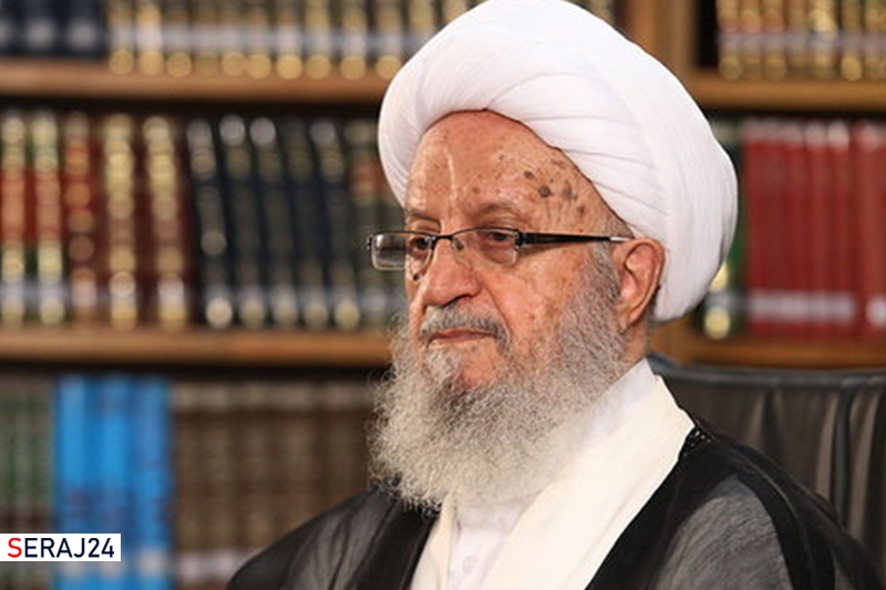 آیتالله مکارم شیرازی: مردم به توصیههای کادر پزشکی پایبند باشند
