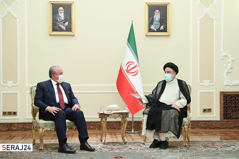 ایران و ترکیه آماده ارتقای روابط به سطح همکاری‌های همه‌جانبه باشند