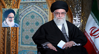 چشم‌انداز سال ۹۲ امیدوارانه و توأم با حضور جهادی ملت در عرصه‌ سیاست و اقتصاد است /«حماسه ‌سیاسی و حماسه ‌اقتصادی» نام سال 92