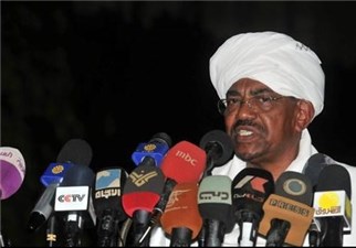 رئیس جمهور سودان پس از 20 سال از قدرت کناره‌گیری می کند