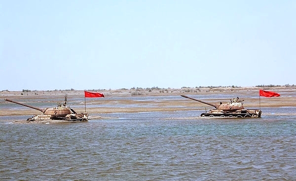 اینجا اشک ها مهمان خاک می شوند