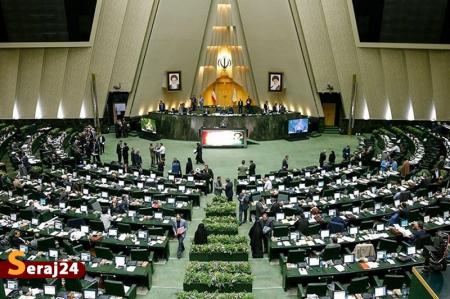 تکلیف مالایطاق از روی دوش بانک‌ها برداشته شد/ تسهیلات تکلیفی در بودجه ۱۴۰۱ کاهش یافت