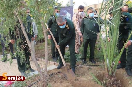 عملیات مهار ریزگرد‌ها را ‌در مناطق فوق بحرانی خوزستان آغاز کردیم