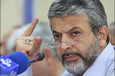 ناراحتی احمدی نژاد از رسانه ای شدن نامه برکناری روسای دانشگاه