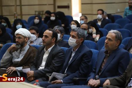 نخبگان جامعه ظرفیت هایی هستند برای حل مشکلات