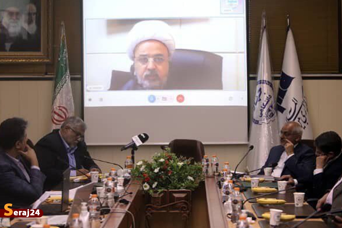 خامهیار سالهای طولانی از عمر خود را در راه اعتلای دیپلماسی عمومی فرهنگی صرف کرد