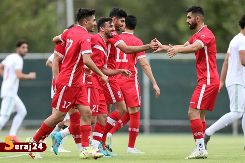 پرسپولیس مشکل مهاجم را حل کند