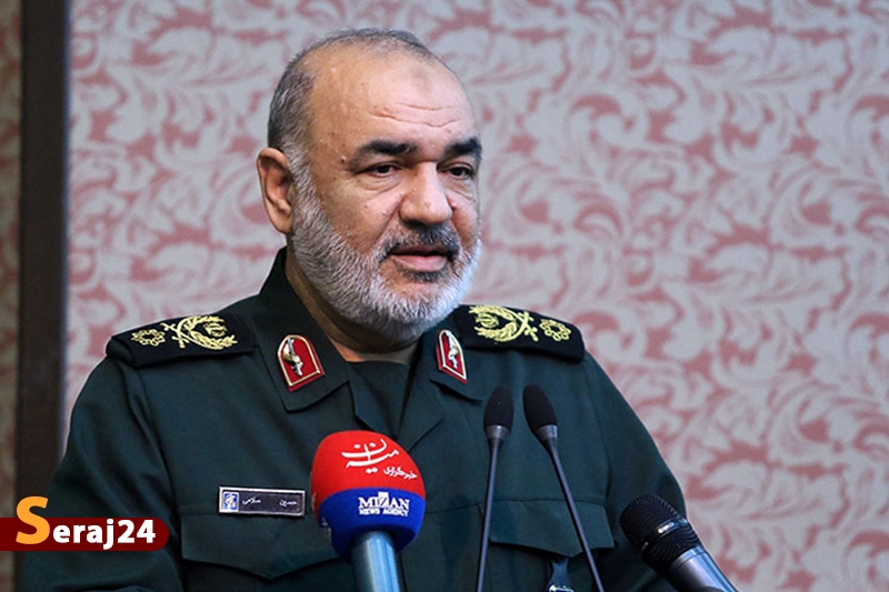 سرلشکر سلامی: نیروی دریایی سپاه ترکیبی از ایمان، دانش، فناوری، ابزار و تدبیر است