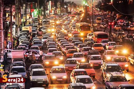 چند ساعت از عمر ما در ترافیک تهران هدر می رود؟