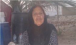 این زن ۷۵ ساله زیر آوار مانده بود+عکس