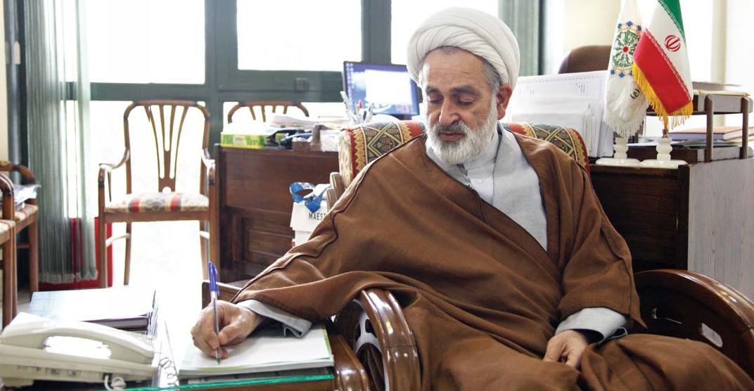 کاندیدای انتخابات خود را در محضر خدا و مردم ببینند