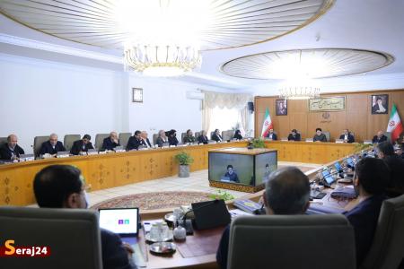 مسئولان نسبت به گزارش فساد حساس باشند