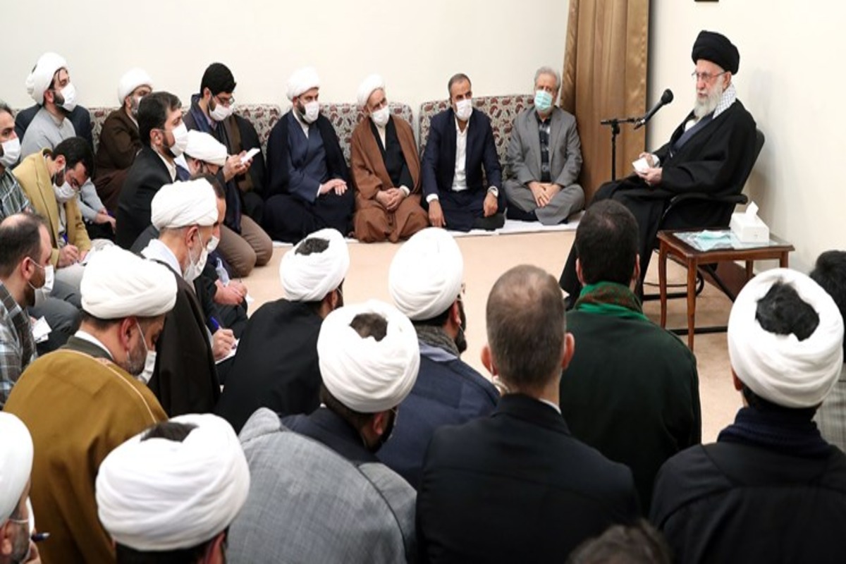 امام خامنه ای: در کشور به اتحاد کلمه و همدلی نیاز داریم