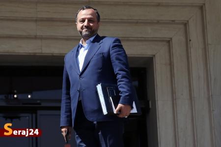 وزیر اقتصاد: دولت نفعی از گرانی دلار نمی‌برد