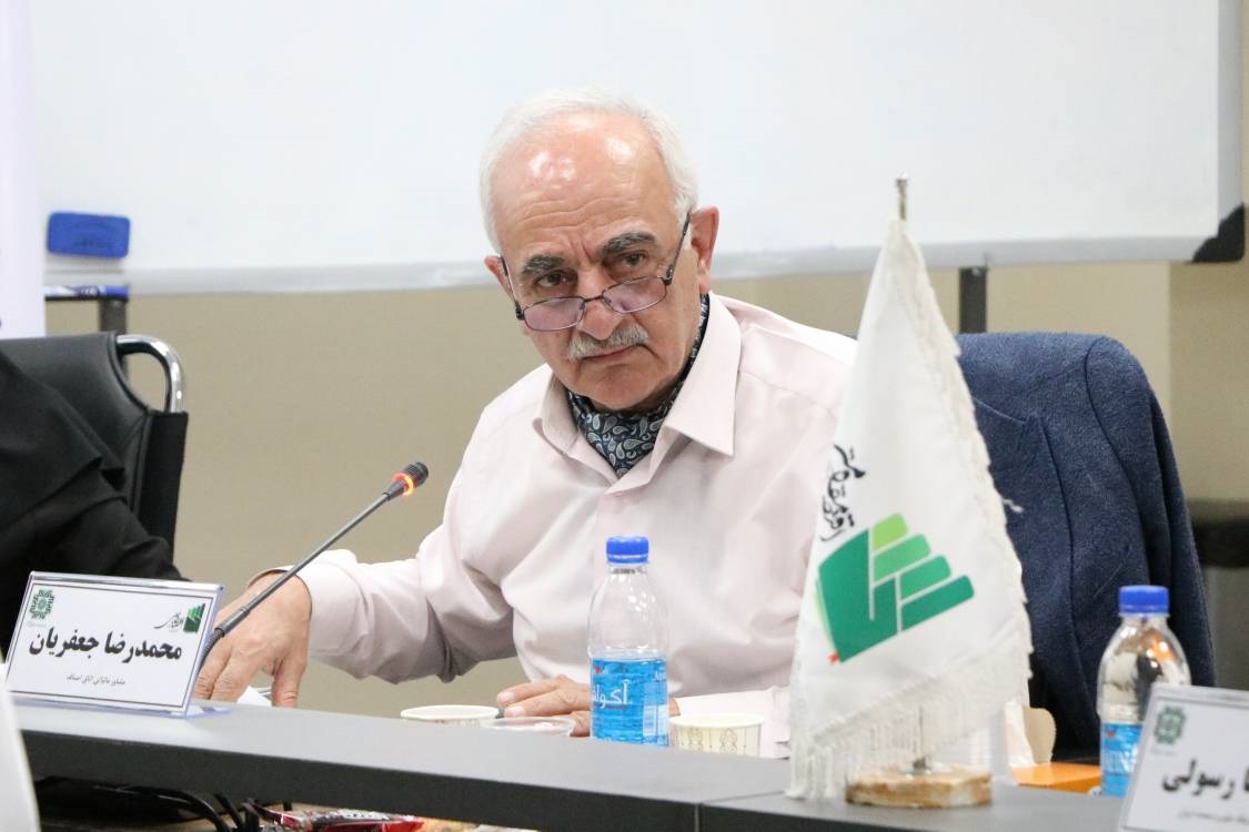 جعفریان: مکانیزم شناسایی مؤدیان مالیاتی تعریف شود