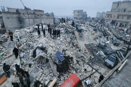 زلزله در ترکیه با بیش از ۳۶۰ کشته + فیلم  و عکس