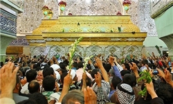 اولین مراسم غبارروبی ضریح جدید امام حسین(ع) انجام شد