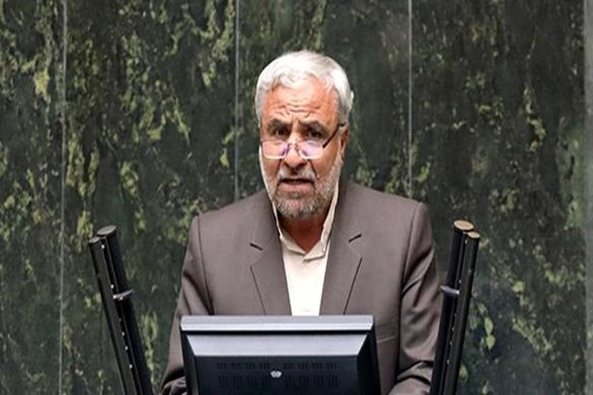 تمرکز بر دو محور شعار امسال راهی برای برون رفت از مشکلات اقتصادی