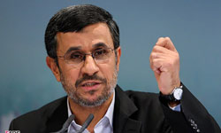 Ahmadinejad Reiterates Broadening of Ties with Venezuela