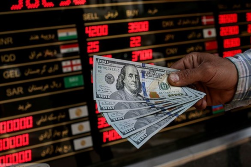 سیاست موفق | شکست نرخسازی کانالها و دلالان در بازار ارز