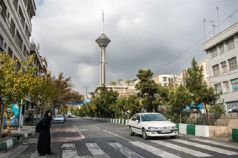 هوای تهران در مرز آلودگی است 