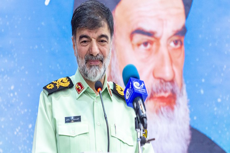 با کسانی که مقابل مردم قرار میگیرند، مقابله میکنیم