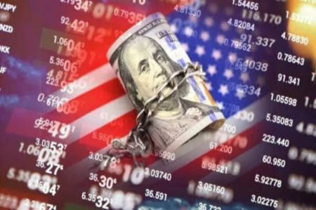 بانک آمریکایی: نشانه‌های دلار زدایی در حال ظهور است