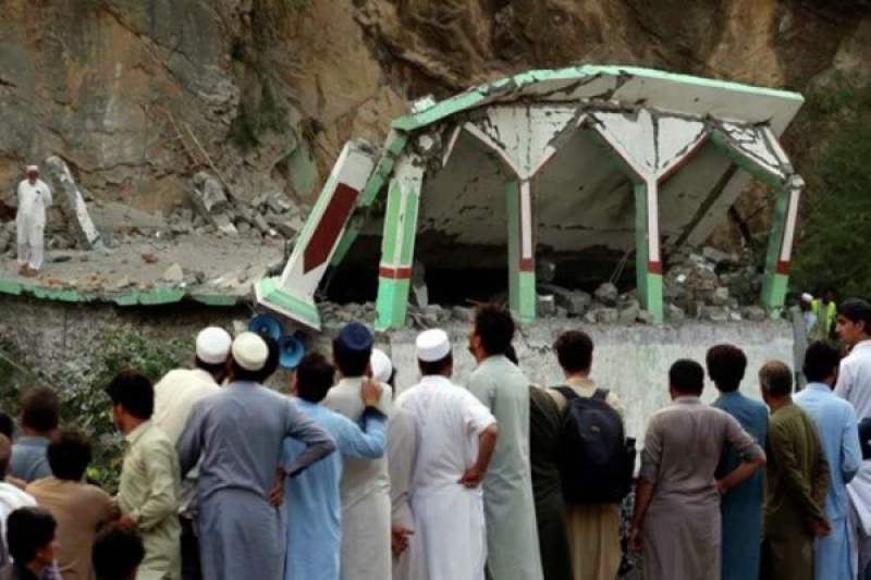 تخریب یک مسجد در انفجار انتحاری در پاکستان