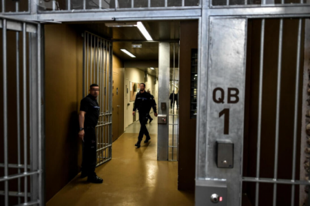 رکورد جدید دستگیری و شمار زندانیان در فرانسه