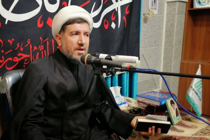 «حب الحسین یجمعنا»؛ پیام مهم عاشورا و رعب آور برای دشمنان اربعین