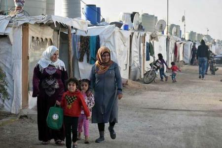 آوارگان فلسطینی در اردوگاه های کشورهای همسایه باید به موطن خود برگردند