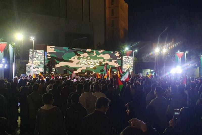 اجتماع عظیم عاشقان مبارزه با اسراییل در میدان فلسطین 