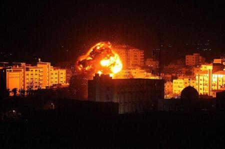 حملات هوایی شدید رژیم صهیونیستی به غزه 
