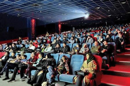 ۲۸۰ هزار نفر در یک روز به سینما رفتند