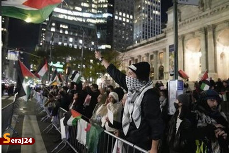 حضور حامیان فلسطین دفتر روزنامه نیویورک تایمز + فیلم 