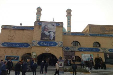 برگزاری مراسم یادبود پروانه معصومی در مسجد بلال صداوسیما