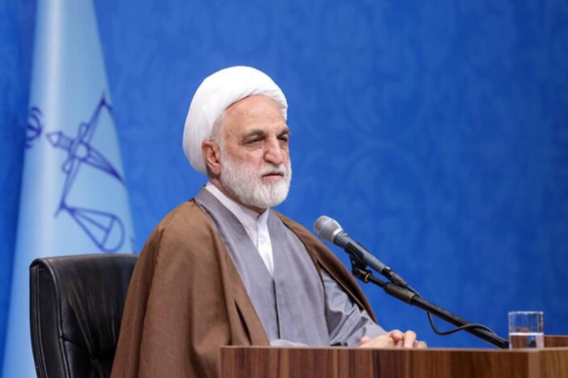 جریان تروریستی هر روز با چهره جدیدی ظاهر می شود