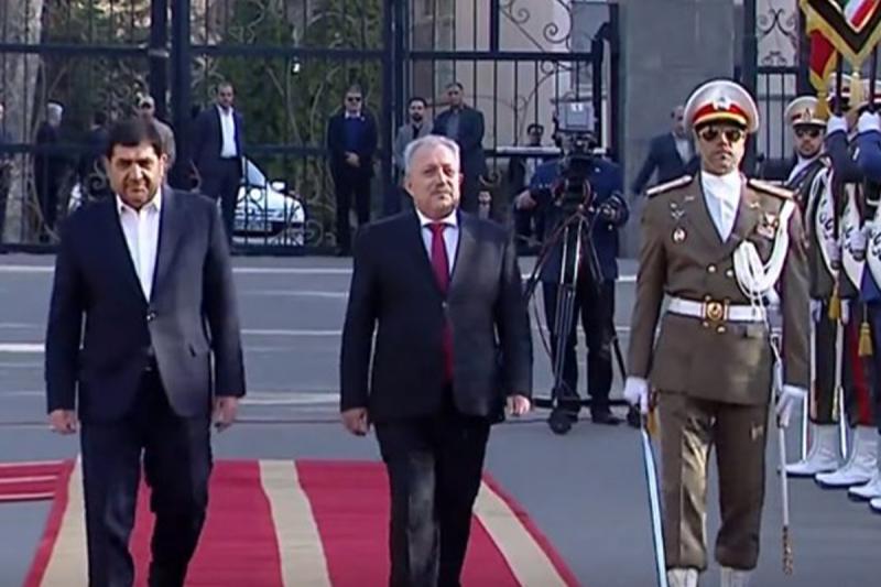 استقبال رسمی مخبر از نخست وزیر سوریه