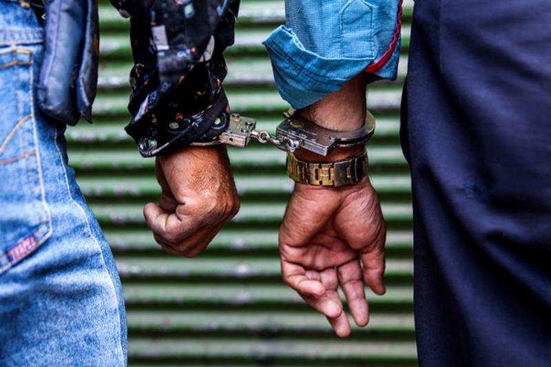 دستگیری ۱۰ نفر از متهمین قاچاق کالا و ارز در شهریار 