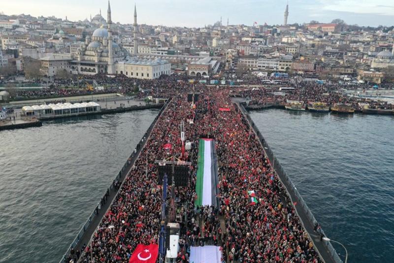 راهپیمایی مردم ترکیه در حمایت از مردم غزه+ عکس 