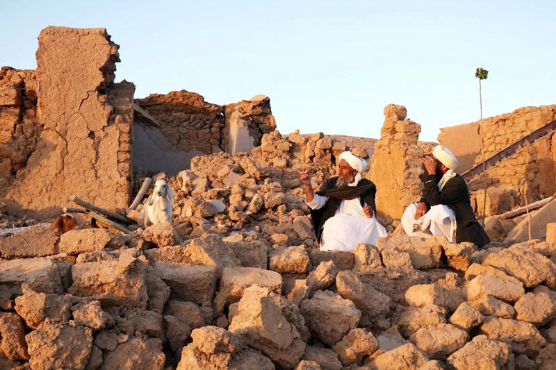 ۲ زلزله پیاپی شمال شرق افغانستان را لرزاند 