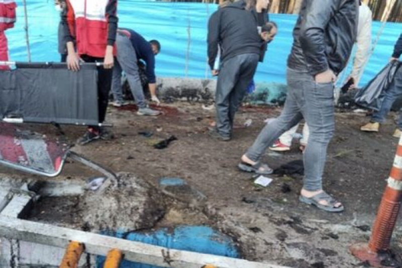 انفجار اول حادثه کرمان انتحاری بوده است