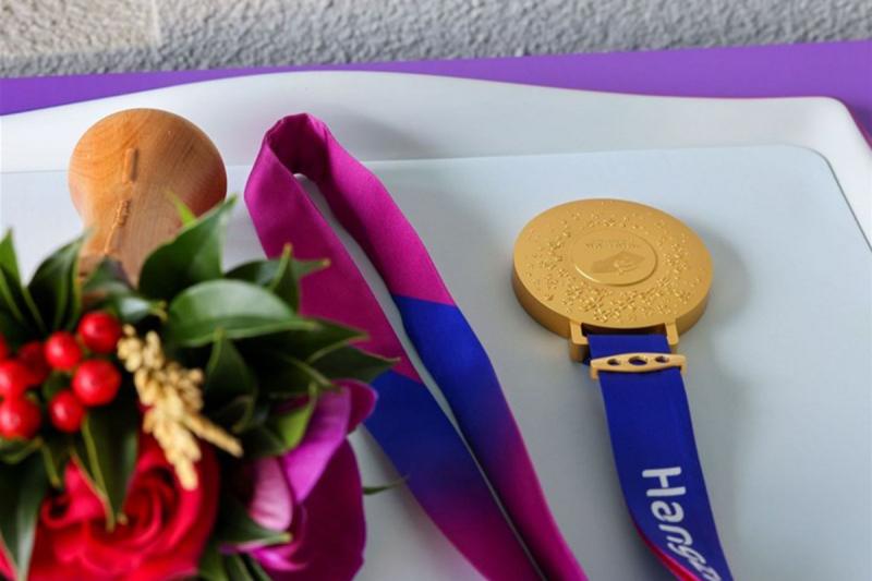 هدیه مقام معظم رهبری به مدال‌آوران بازی‌های آسیایی و پاراآسیایی 