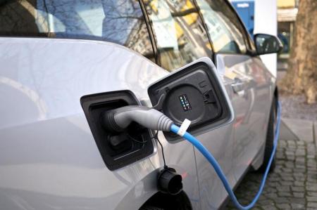 ابلاغ مصوبه واردات خودروهای برقی