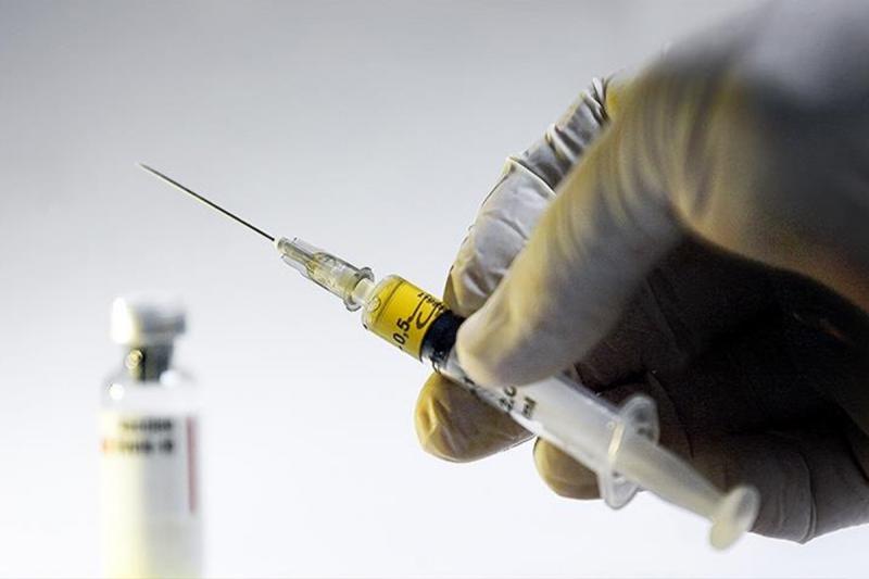 رفع نیاز کشور به واردات ۲ واکسن انسانی از تابستان ۱۴۰۳