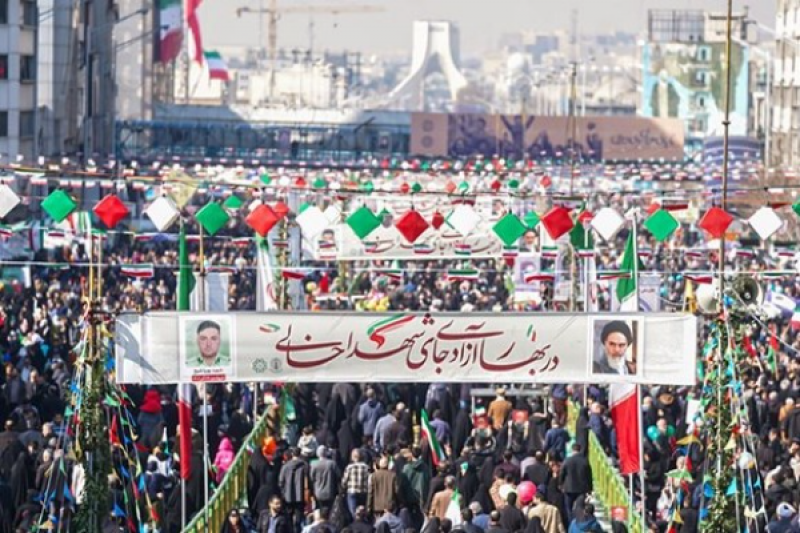قرار افتخار ۴۵| یک ملت «تا پای جان برای ایران»