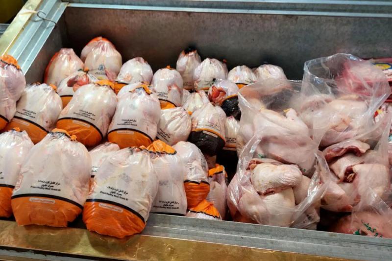 تامین نیاز بازار مرغ گرم در ماه رمضان و عید