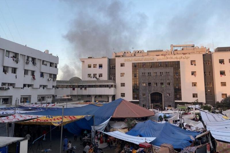 جنایت تازه صهیونیست‌ها در غزه با محاصره و بمباران بیمارستان شفا