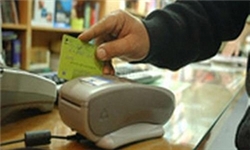 بیش از 50 درصد دانشجویان بن‌کارت تحویل گرفتند